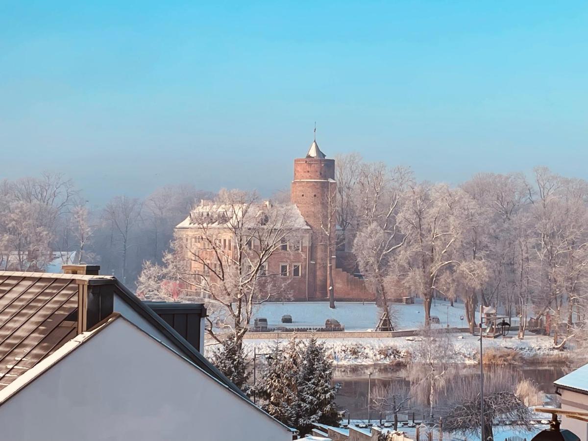 Pokoje Przy Bulwarach Uniejow Exteriör bild