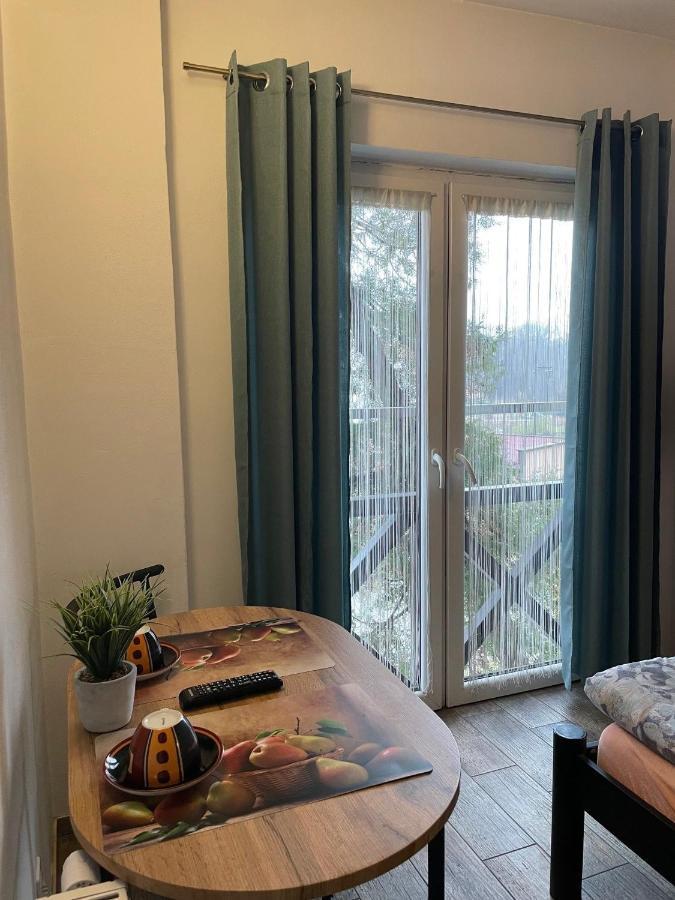 Pokoje Przy Bulwarach Uniejow Exteriör bild